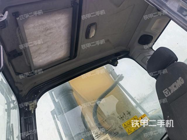頂棚整體(駕駛室部分) 頂棚整體(駕駛室部分)