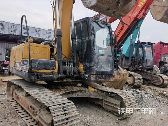 右前45(整機(jī)外觀) 右前45(整機(jī)外觀)