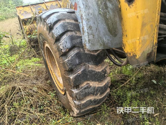 左后輪（行走機構(gòu)）