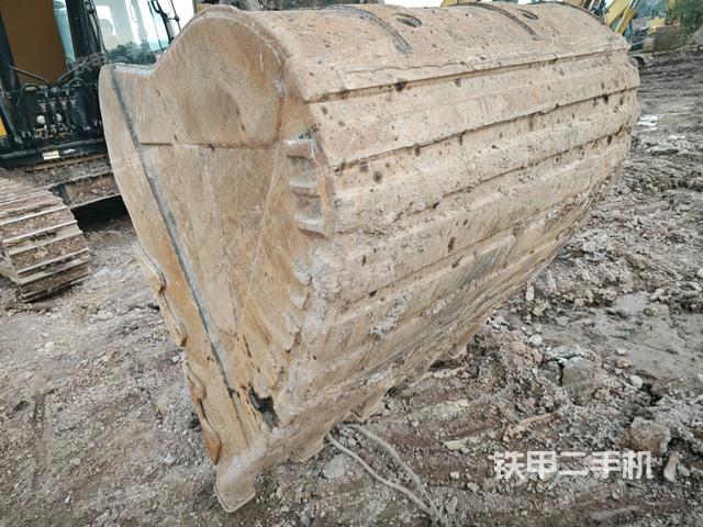 鏟斗45度（工作和回轉(zhuǎn)裝置）