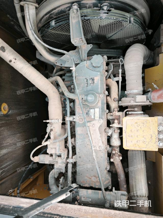 氣門室蓋螺絲特寫（上車部件）