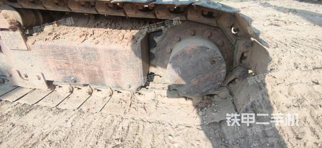 左驱动轮（行走机构）