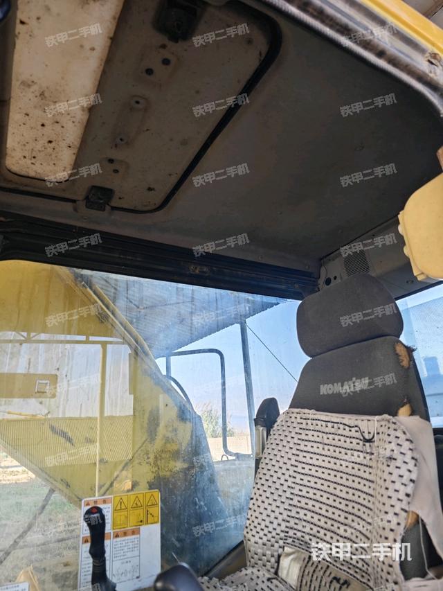 頂棚整體（駕駛室部分）