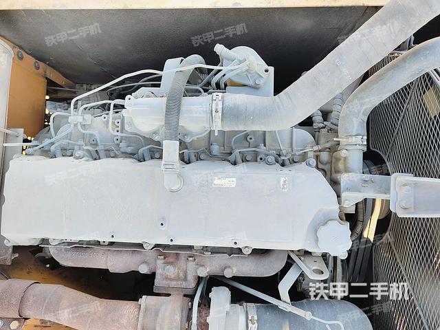 發(fā)動機(jī)整體俯視(整機(jī)外觀) 發(fā)動機(jī)整體俯視(整機(jī)外觀)