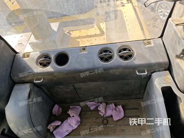 座椅后部（駕駛室部分）