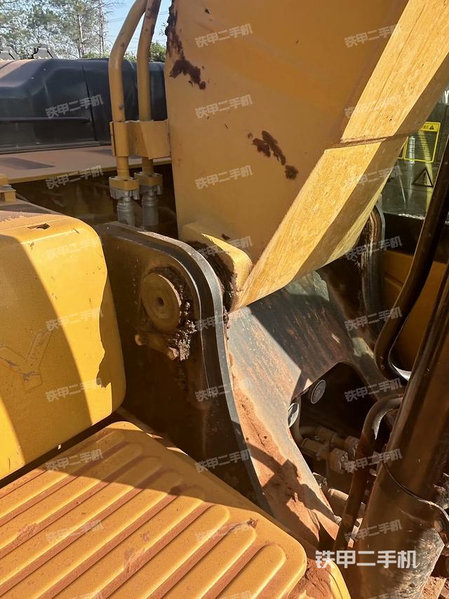 大臂根部?斜視（工作和回轉(zhuǎn)裝置）