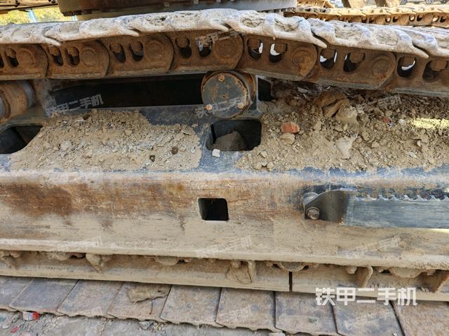 右側(cè)履帶整體（行走機構(gòu)）