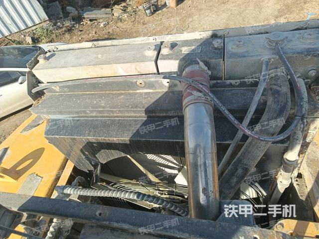 水箱+風(fēng)扇特寫(上車部件) 水箱+風(fēng)扇特寫(上車部件)