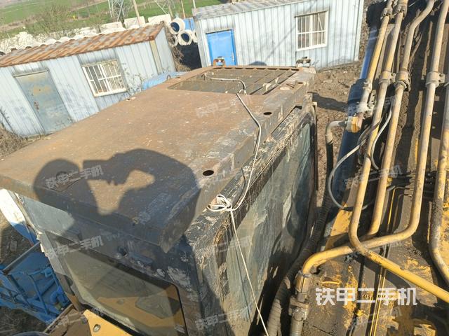 駕駛室頂部俯視(上車部件) 駕駛室頂部俯視(上車部件)