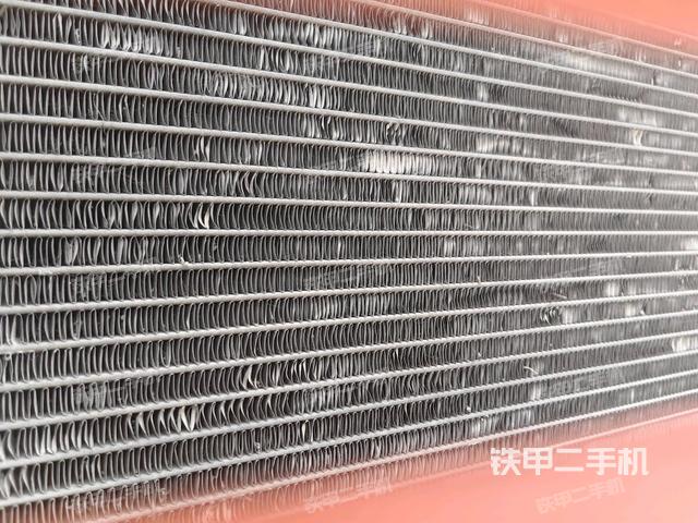 散熱器室(大件艙室) 散熱器室(大件艙室)