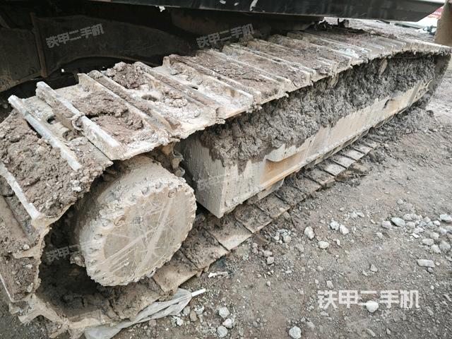 左側(cè)履帶整體?（行走機(jī)構(gòu)）