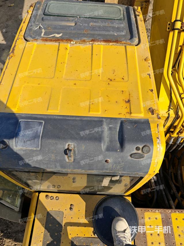 駕駛室頂部俯視（上車部件）