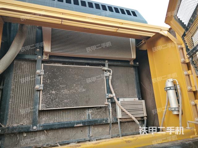 散熱器正面（大件艙室）