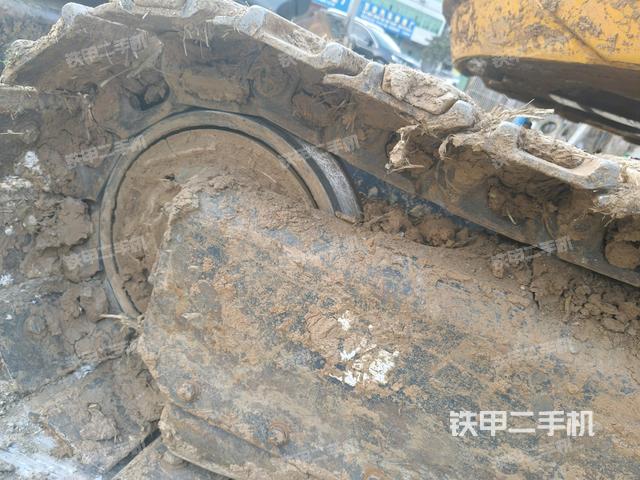 左側(cè)履帶整體?（行走機(jī)構(gòu)）