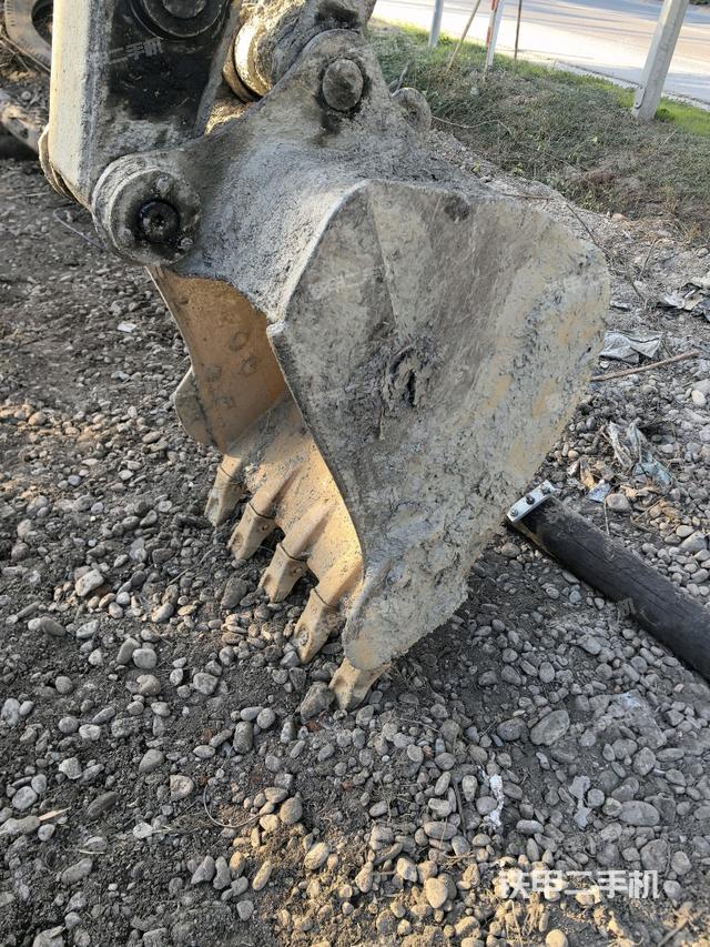 鏟斗45度（工作和回轉(zhuǎn)裝置）