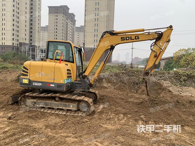 整機右后45°（整機外觀）