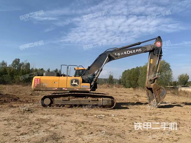 整機(jī)右后45°(整機(jī)外觀) 整機(jī)右后45°(整機(jī)外觀)