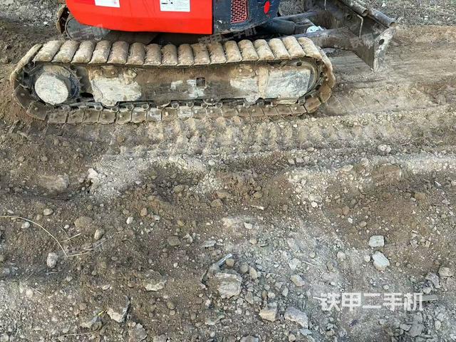 單側(cè)履帶整體（整機外觀）