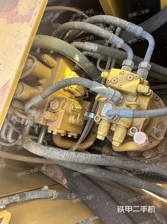 回轉(zhuǎn)馬達(dá)（上車部件）