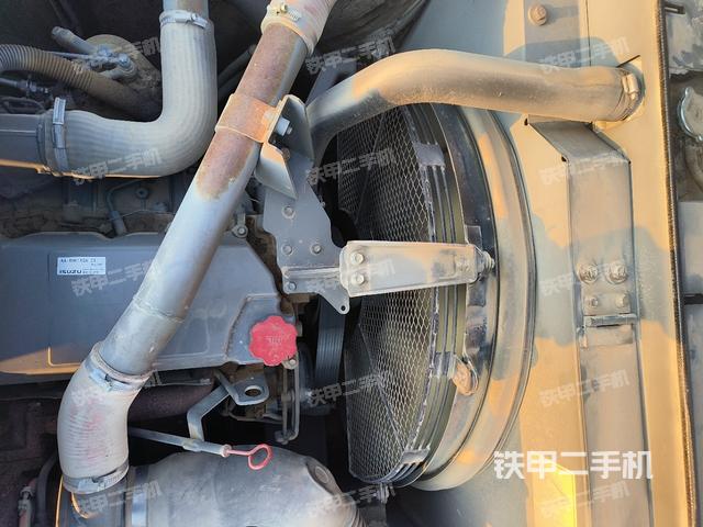 發(fā)動(dòng)機(jī)整體俯視(整機(jī)外觀) 發(fā)動(dòng)機(jī)整體俯視(整機(jī)外觀)