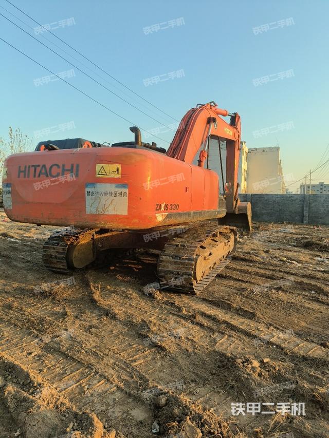 整機(jī)右后45°(整機(jī)外觀) 整機(jī)右后45°(整機(jī)外觀)