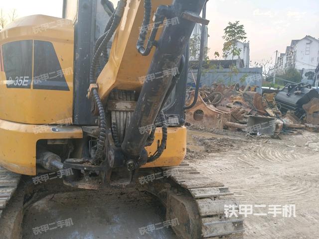 小臂整體左后（工作和回轉(zhuǎn)裝置）