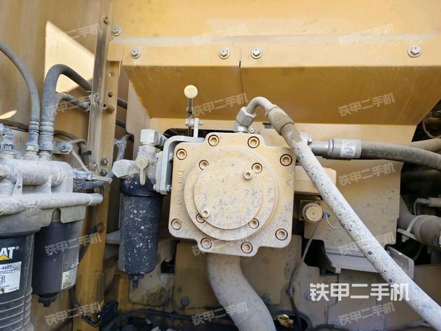 液壓泵斜45?左(大件艙室) 液壓泵斜45?左(大件艙室)