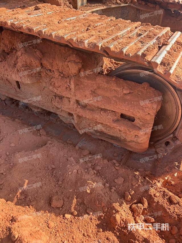 右側(cè)行走馬達(dá)蓋板（行走機(jī)構(gòu)）