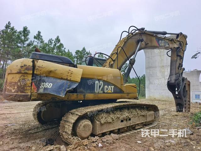 整機(jī)右后45°(整機(jī)外觀) 整機(jī)右后45°(整機(jī)外觀)