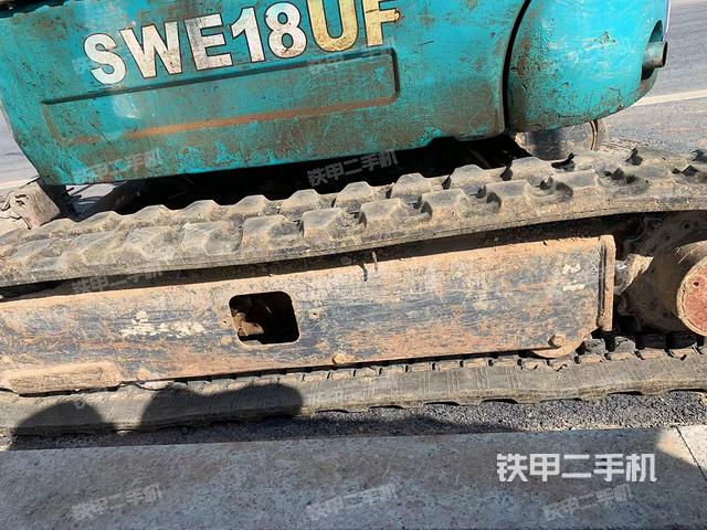 單側履帶整體（整機外觀）