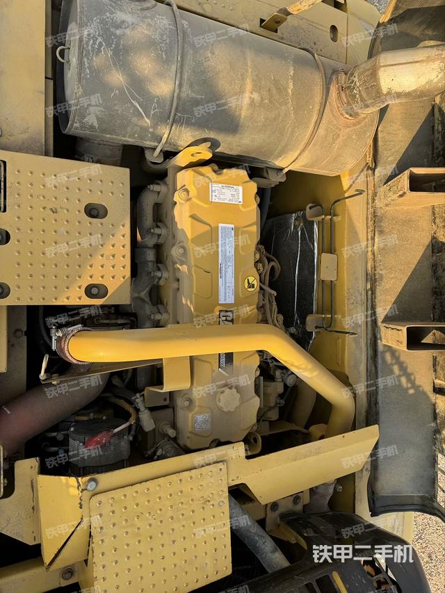 發(fā)動(dòng)機(jī)整體俯視（整機(jī)外觀）