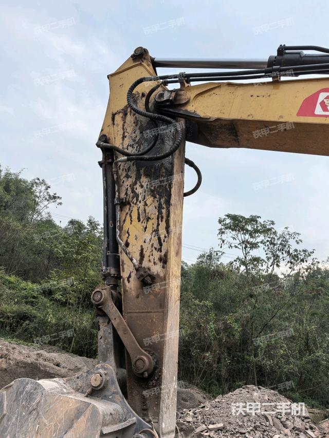 大臂整體?右側（工作和回轉裝置）