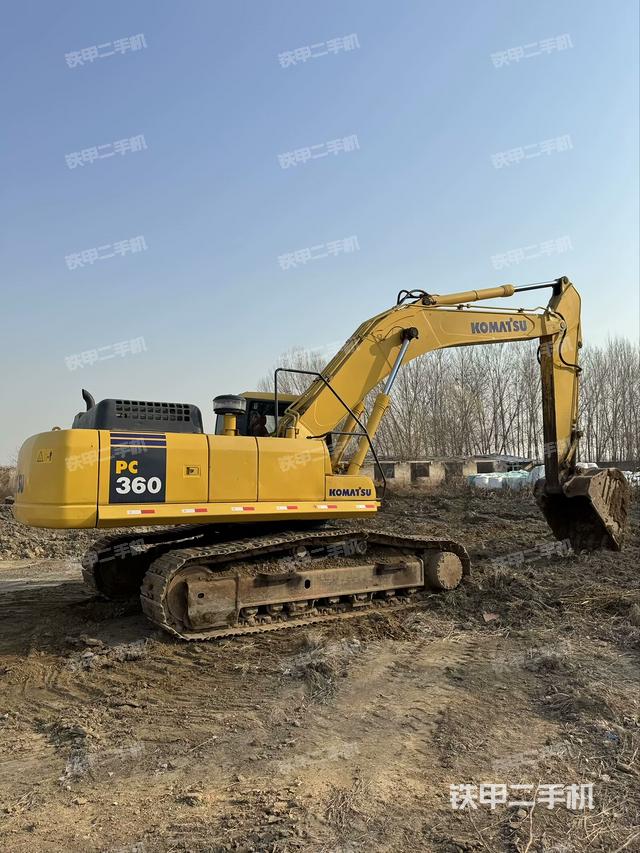 整機(jī)右后45°(整機(jī)外觀) 整機(jī)右后45°(整機(jī)外觀)