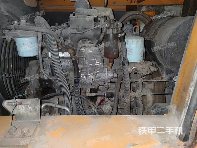 發(fā)動(dòng)機(jī)整體俯視（整機(jī)外觀）