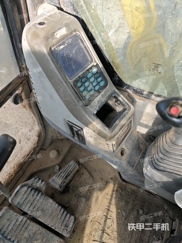 顯示屏?(駕駛室部分) 顯示屏?(駕駛室部分)