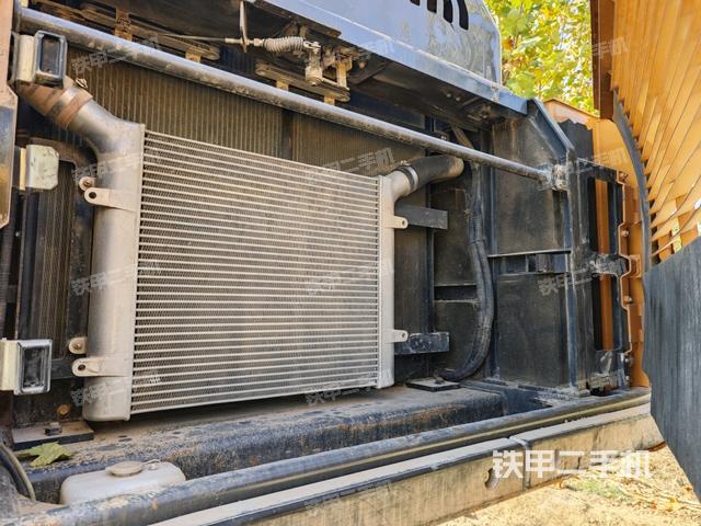 散熱器正面（大件艙室）