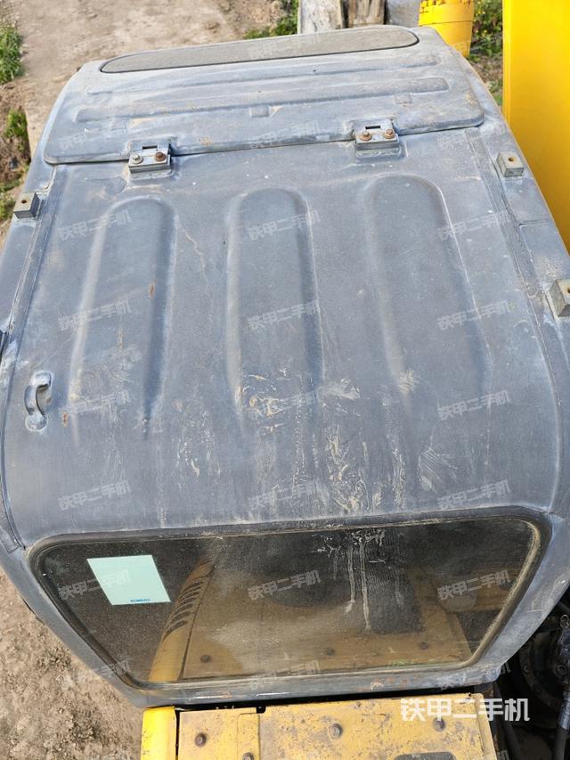 駕駛室頂部俯視(上車部件) 駕駛室頂部俯視(上車部件)