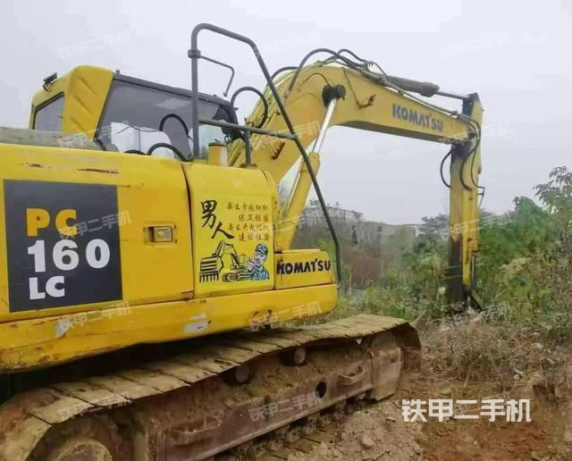 駕駛室頂部（整機(jī)外觀）