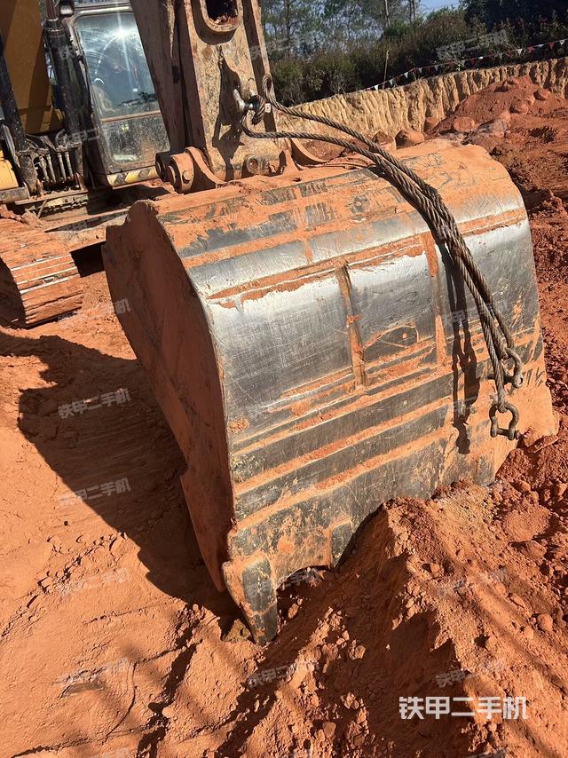 左側(cè)行走馬達(dá)蓋板（行走機(jī)構(gòu)）