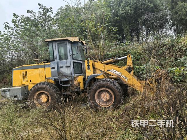 右前45°（整機外觀）