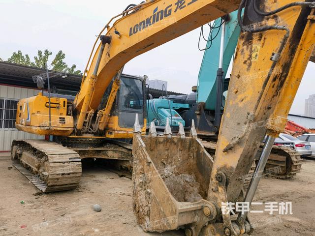 右前45(整機外觀) 右前45(整機外觀)