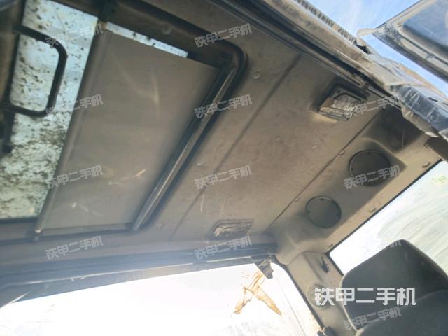 后窗玻璃角標(biāo)(駕駛室部分) 后窗玻璃角標(biāo)(駕駛室部分)