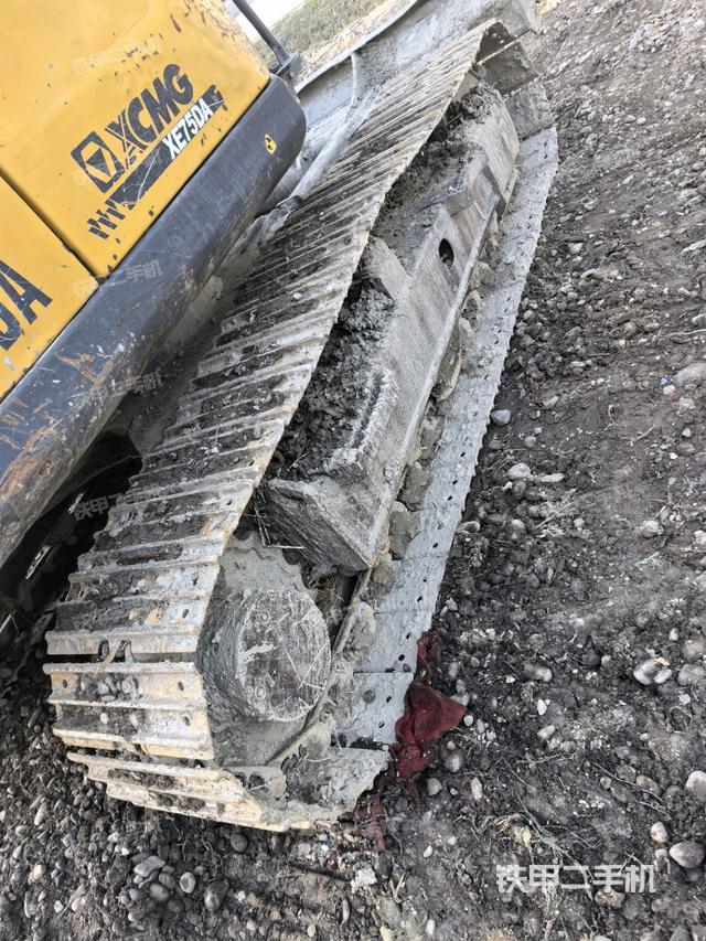 右側(cè)履帶整體?（行走機構(gòu)）