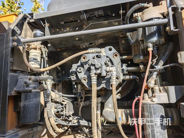 液壓泵室（大件艙室）