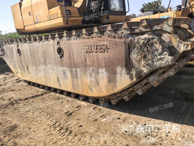 單側(cè)履帶整體（整機(jī)外觀）