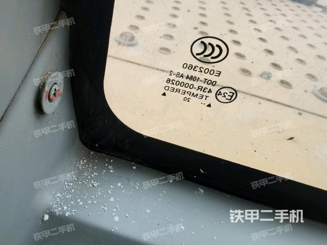 后窗玻璃角標(biāo)(駕駛室部分) 后窗玻璃角標(biāo)(駕駛室部分)