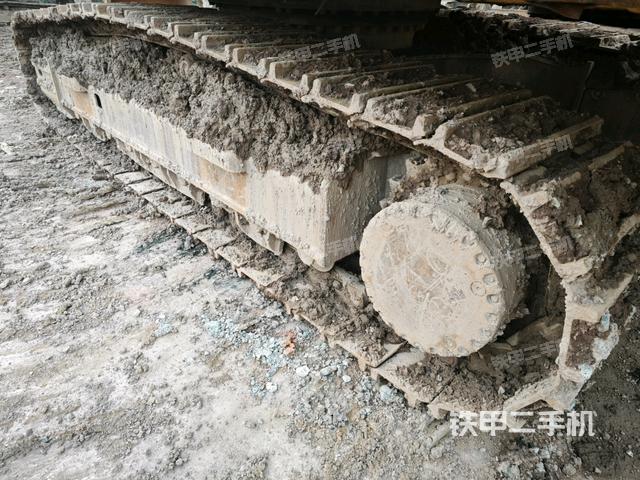 右側(cè)履帶整體（行走機(jī)構(gòu)）