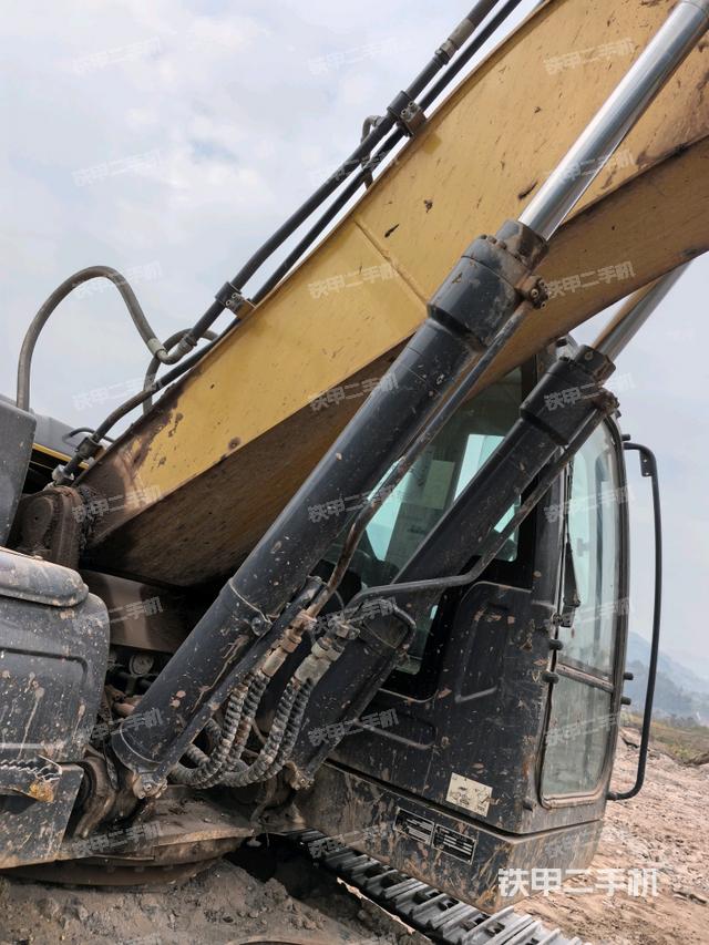 大臂根部?斜視（工作和回轉裝置）