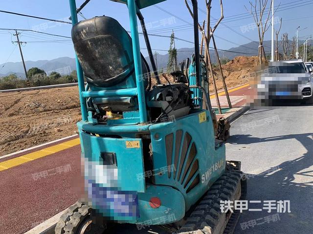 整機右后45°（整機外觀）