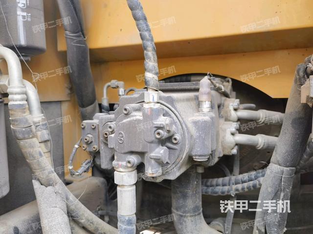 液壓泵室(大件艙室) 液壓泵室(大件艙室)